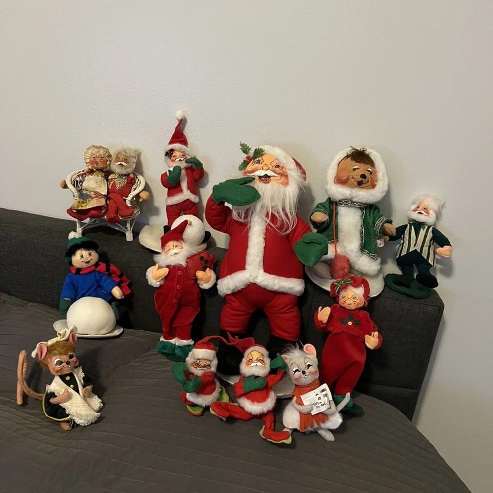 Lot of 11 Annalee Christmas figurines plus a bonus doll